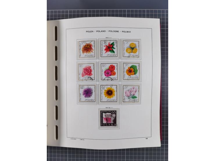 1918/89 (ca.), mint never hinged/unused and mostly used collection with duplicates, including Polish areas, Schlesien, etc., 