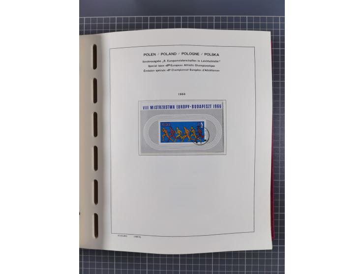 1918/89 (ca.), mint never hinged/unused and mostly used collection with duplicates, including Polish areas, Schlesien, etc., 