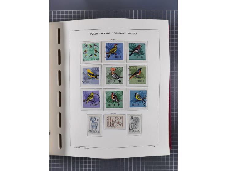 1918/89 (ca.), mint never hinged/unused and mostly used collection with duplicates, including Polish areas, Schlesien, etc., 