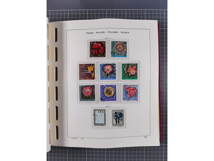 1918/89 (ca.), mint never hinged/unused and mostly used collection with duplicates, including Polish areas, Schlesien, etc., 