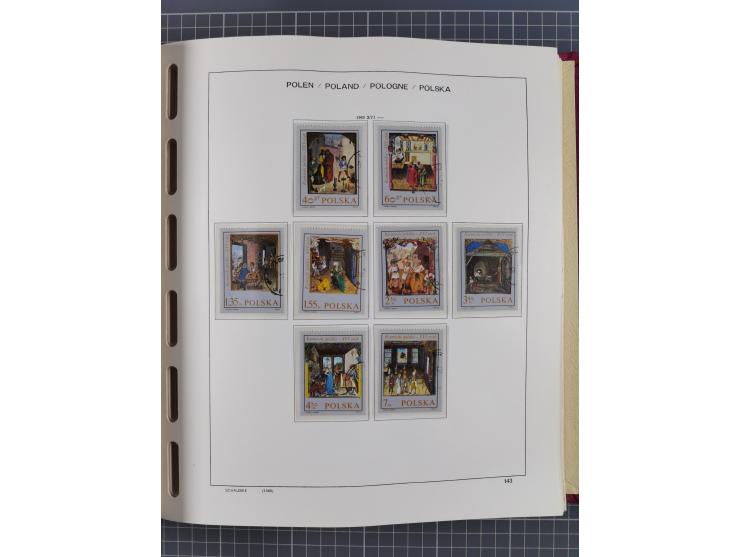 1918/89 (ca.), mint never hinged/unused and mostly used collection with duplicates, including Polish areas, Schlesien, etc., 