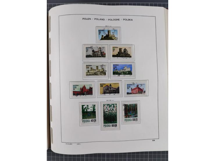 1918/89 (ca.), mint never hinged/unused and mostly used collection with duplicates, including Polish areas, Schlesien, etc., 