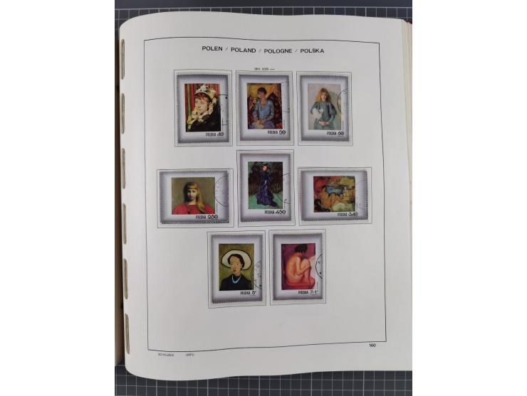 1918/89 (ca.), mint never hinged/unused and mostly used collection with duplicates, including Polish areas, Schlesien, etc., 