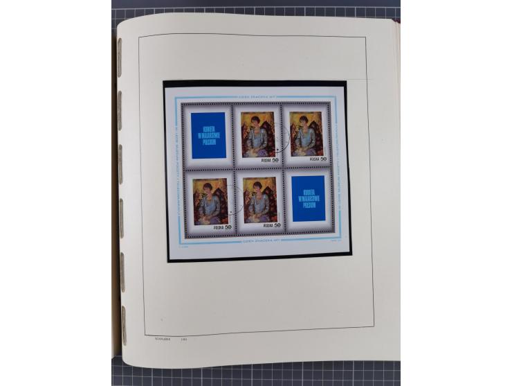 1918/89 (ca.), mint never hinged/unused and mostly used collection with duplicates, including Polish areas, Schlesien, etc., 