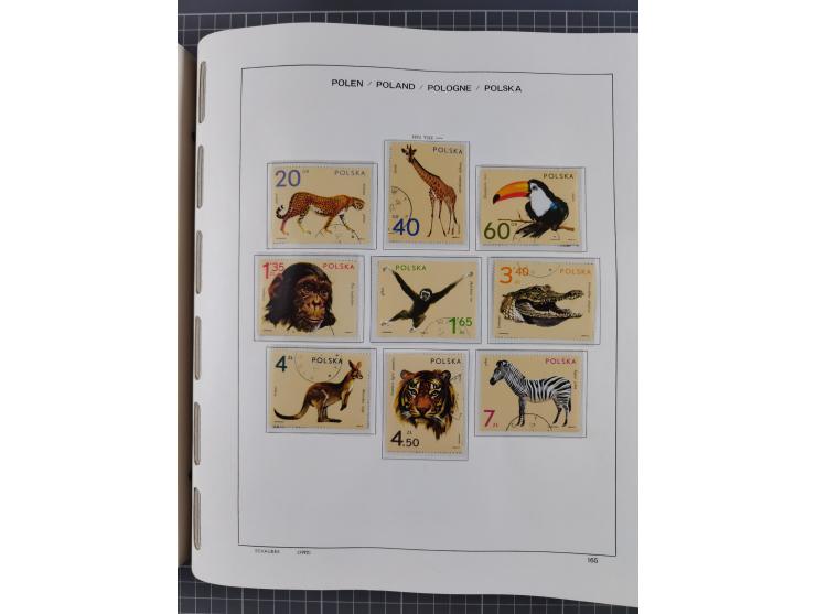 1918/89 (ca.), mint never hinged/unused and mostly used collection with duplicates, including Polish areas, Schlesien, etc., 