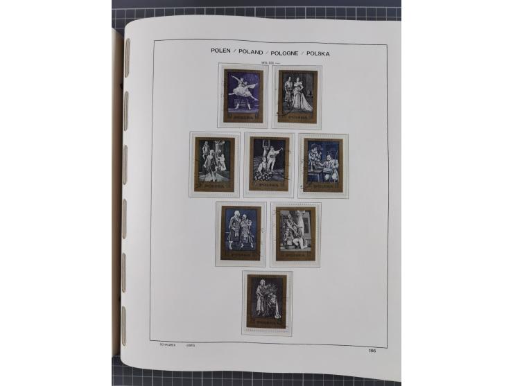 1918/89 (ca.), mint never hinged/unused and mostly used collection with duplicates, including Polish areas, Schlesien, etc., 