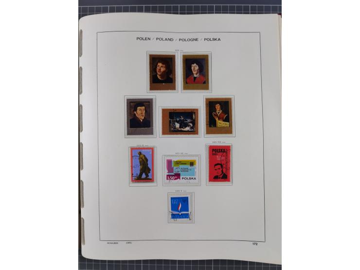 1918/89 (ca.), mint never hinged/unused and mostly used collection with duplicates, including Polish areas, Schlesien, etc., 