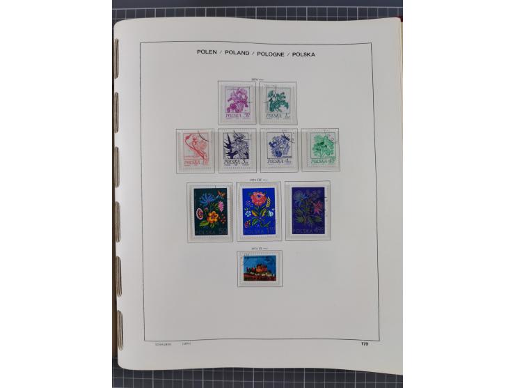 1918/89 (ca.), mint never hinged/unused and mostly used collection with duplicates, including Polish areas, Schlesien, etc., 