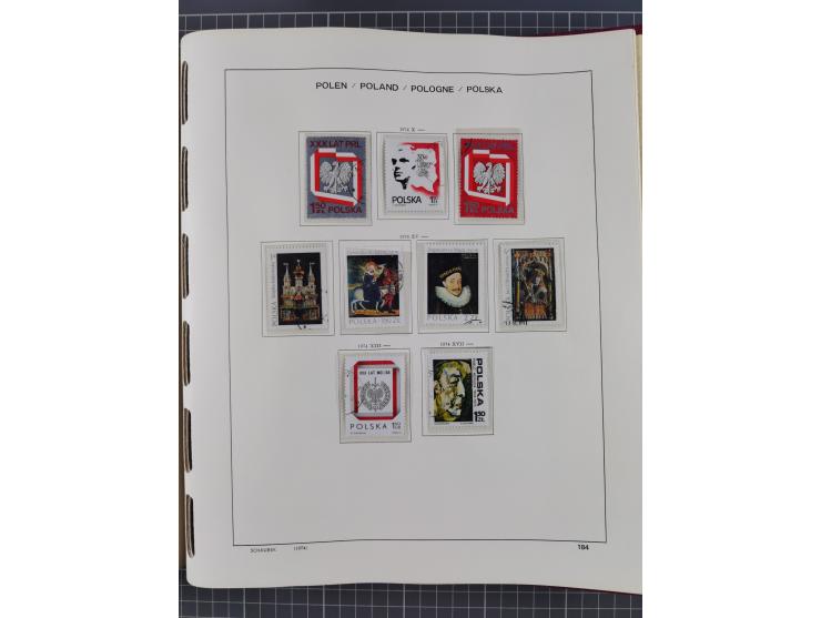 1918/89 (ca.), mint never hinged/unused and mostly used collection with duplicates, including Polish areas, Schlesien, etc., 