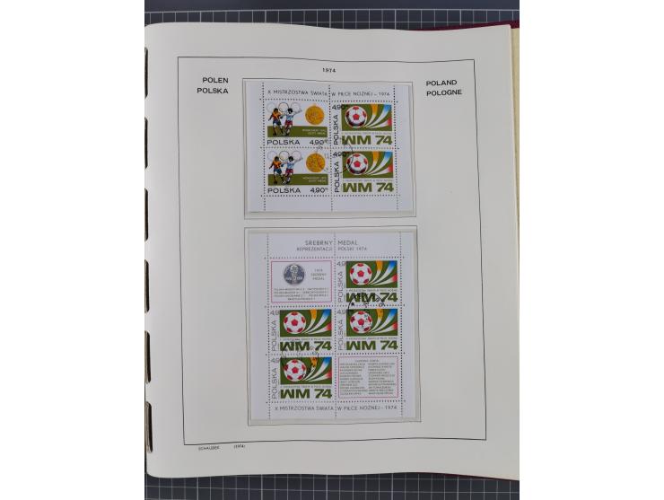 1918/89 (ca.), mint never hinged/unused and mostly used collection with duplicates, including Polish areas, Schlesien, etc., 