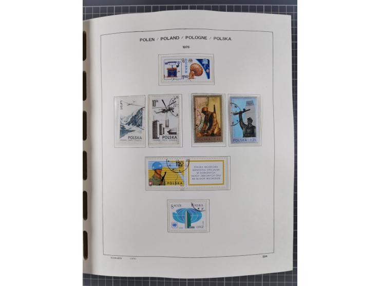 1918/89 (ca.), mint never hinged/unused and mostly used collection with duplicates, including Polish areas, Schlesien, etc., 