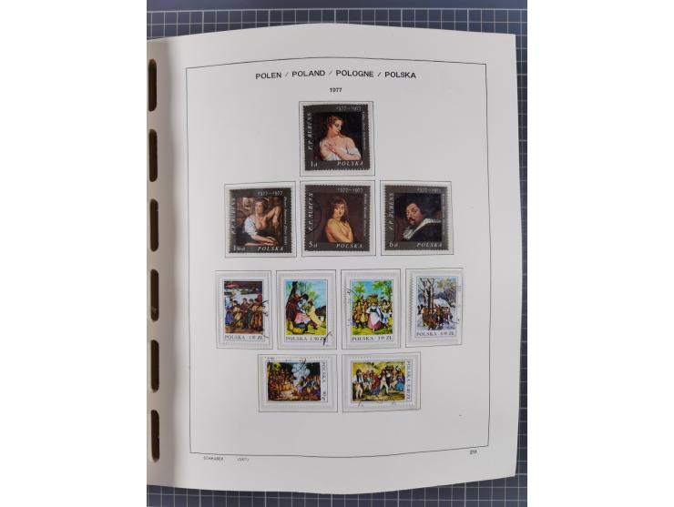 1918/89 (ca.), mint never hinged/unused and mostly used collection with duplicates, including Polish areas, Schlesien, etc., 