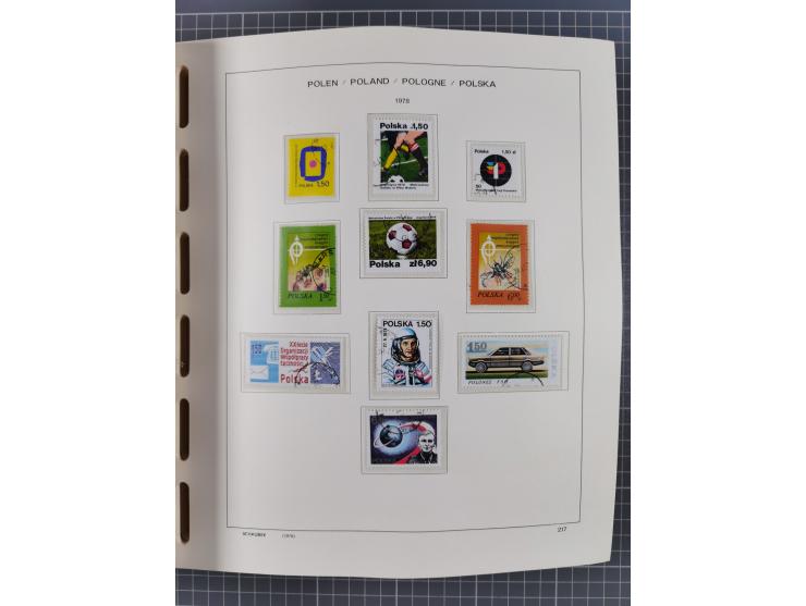 1918/89 (ca.), mint never hinged/unused and mostly used collection with duplicates, including Polish areas, Schlesien, etc., 