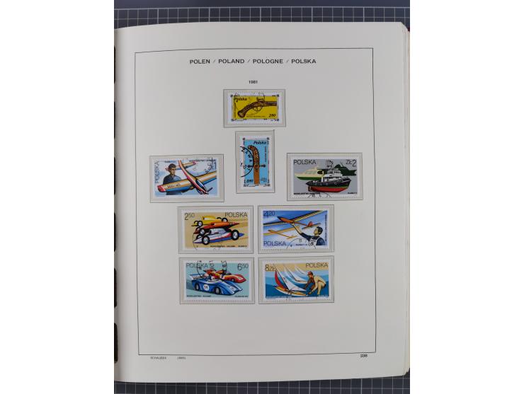 1918/89 (ca.), mint never hinged/unused and mostly used collection with duplicates, including Polish areas, Schlesien, etc., 