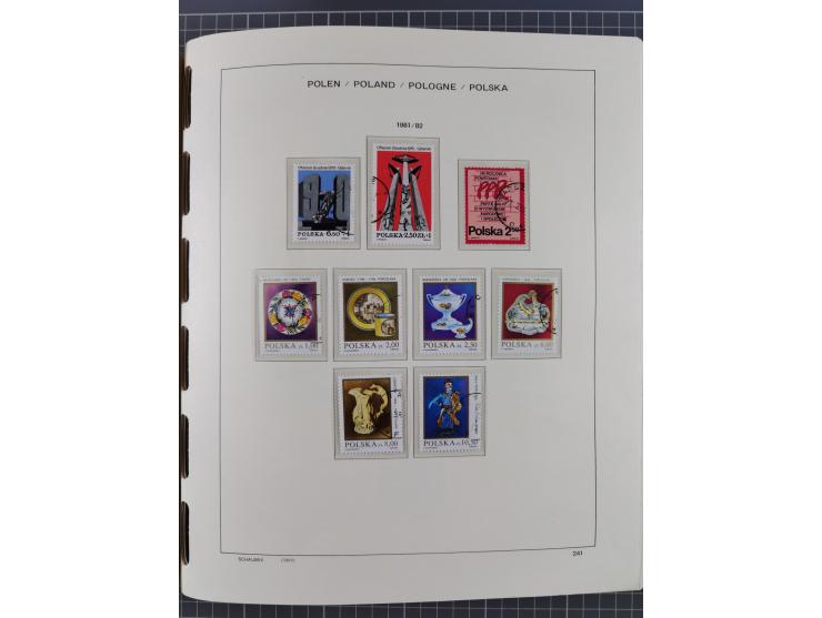 1918/89 (ca.), mint never hinged/unused and mostly used collection with duplicates, including Polish areas, Schlesien, etc., 