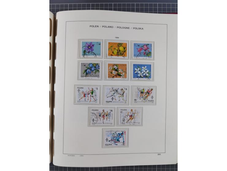 1918/89 (ca.), mint never hinged/unused and mostly used collection with duplicates, including Polish areas, Schlesien, etc., 