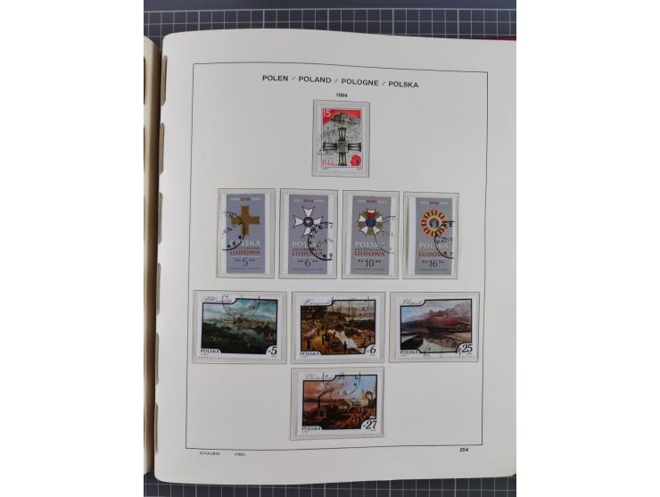 1918/89 (ca.), mint never hinged/unused and mostly used collection with duplicates, including Polish areas, Schlesien, etc., 