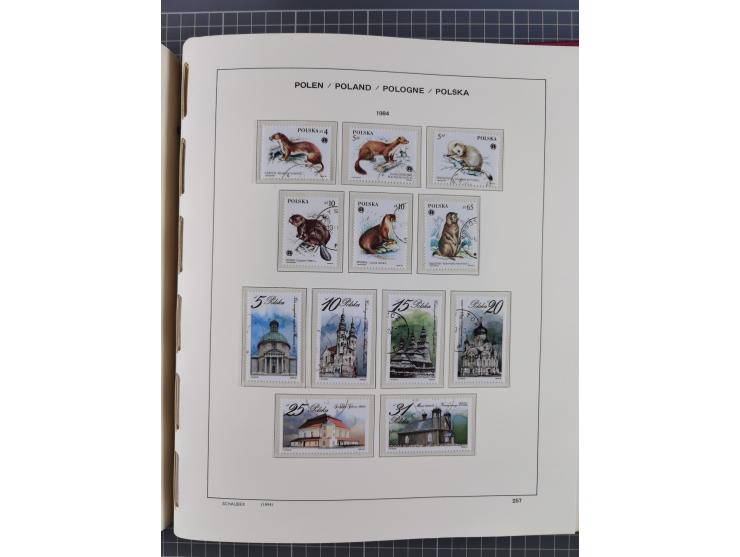 1918/89 (ca.), mint never hinged/unused and mostly used collection with duplicates, including Polish areas, Schlesien, etc., 