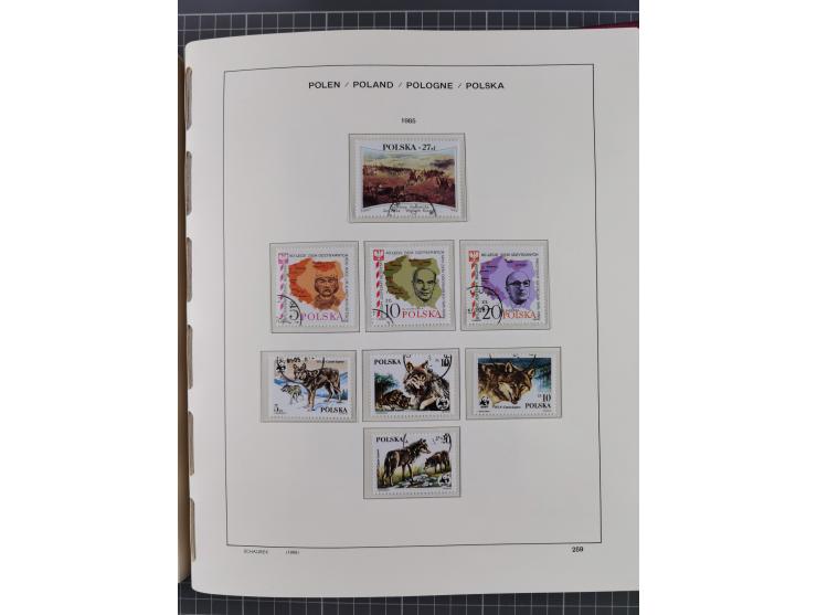 1918/89 (ca.), mint never hinged/unused and mostly used collection with duplicates, including Polish areas, Schlesien, etc., 