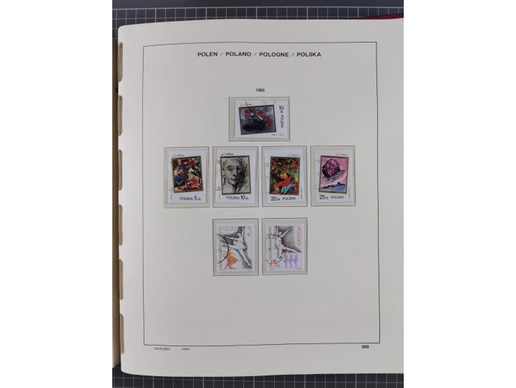 1918/89 (ca.), mint never hinged/unused and mostly used collection with duplicates, including Polish areas, Schlesien, etc., 