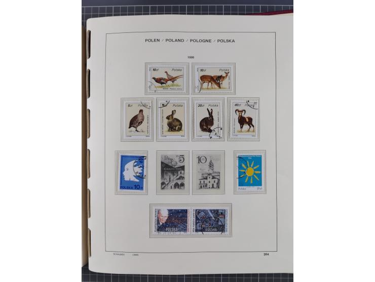 1918/89 (ca.), mint never hinged/unused and mostly used collection with duplicates, including Polish areas, Schlesien, etc., 