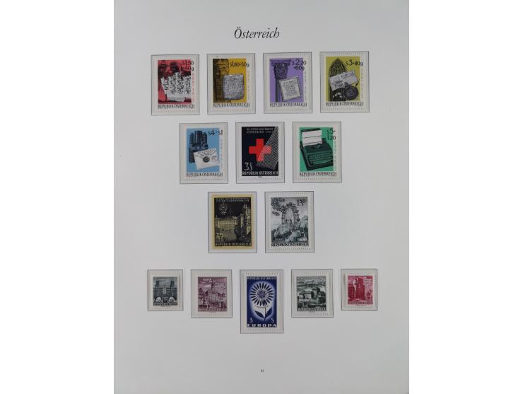 1945/67, in den Hauptnummern komplette bis auf Mi.-Nr. 691 postfrische Sammlung inkl. Mi.-Nr. Va-d sign. Kovar VÖB, 674-92 si