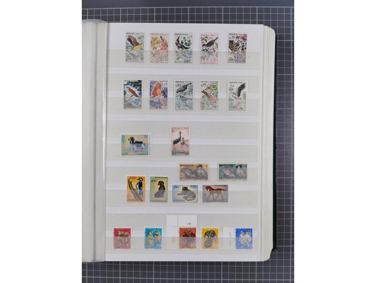 FAUNA: 1940/90 (ca.), collection in album starting with Western Australia Swans, many animal series from Lebanon and Turkey, 