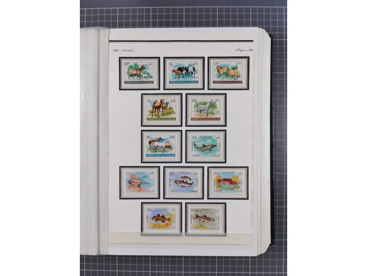 FAUNA: 1940/90 (ca.), collection in album starting with Western Australia Swans, many animal series from Lebanon and Turkey, 