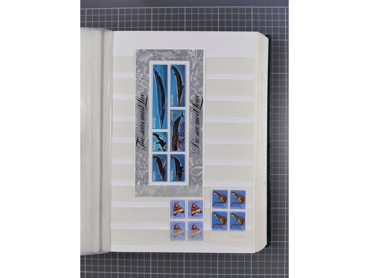 FAUNA: 1940/90 (ca.), collection in album starting with Western Australia Swans, many animal series from Lebanon and Turkey, 