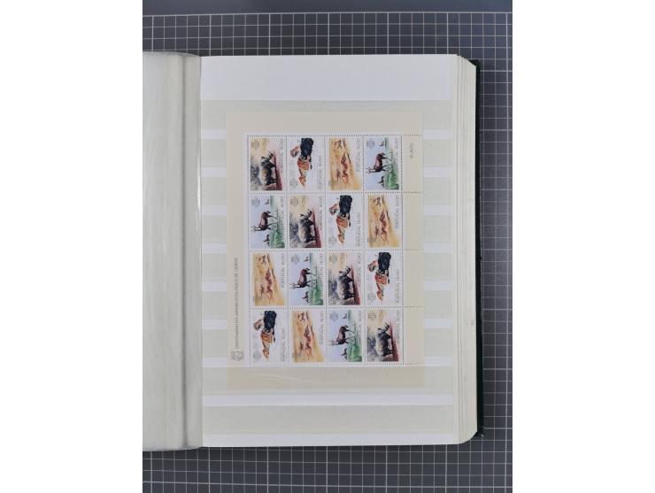 FAUNA: 1940/90 (ca.), collection in album starting with Western Australia Swans, many animal series from Lebanon and Turkey, 