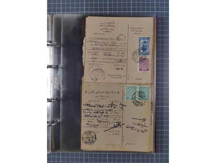 1914/18, WWI Collection including mint set ‘Crescent and Five pointed Star’, London printings, mainly unused and fine.