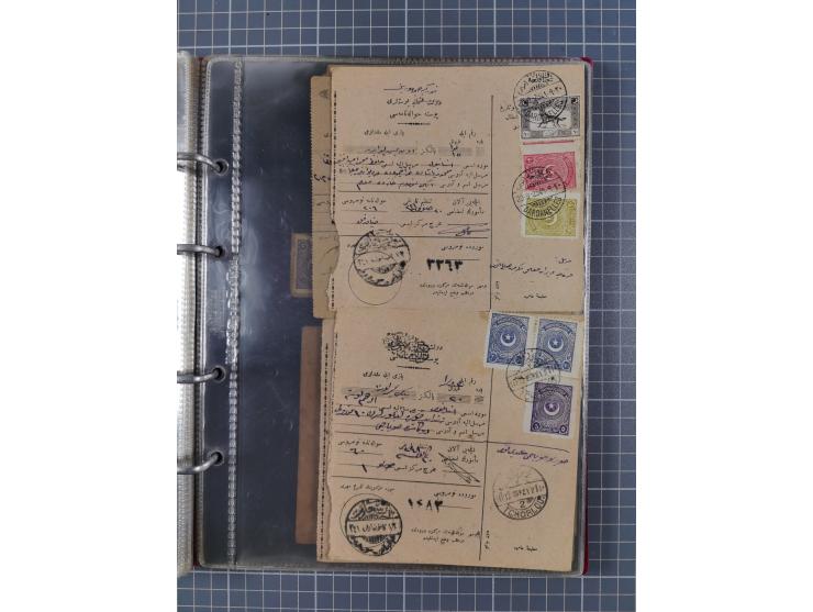 1914/18, WWI Collection including mint set ‘Crescent and Five pointed Star’, London printings, mainly unused and fine.