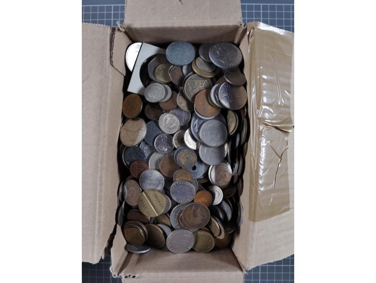 ALLE WELT: 1861/1970 ca., bunte Mischung an Umlaufmünzen, ca. 13,3 kg