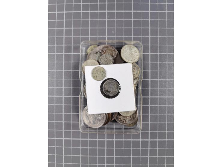 ALLE WELT: 1695/1964, 46 Kleinsilbermünzen, ca. 167 g&nbsp;