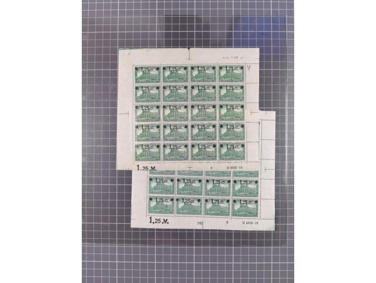1920, postfrischer Bestand Germania 1.25 auf 1M. (2), 1.5 auf 1 M. (2) sowie 2.5 auf 2 M. (1), in kompletten Bögen, postfrisc