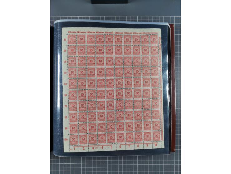 1923, meist postfrische Sammlung mit ca. 200 Bogen ex Mi.-Nr. 313-30, dabei u.a. Mi.-Nr. 330A (4) und 330B (3), gute Erhaltun