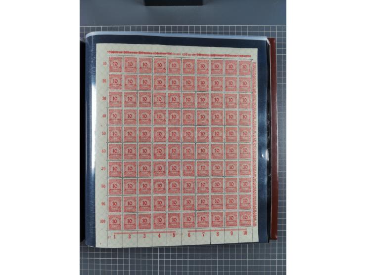1923, meist postfrische Sammlung mit ca. 200 Bogen ex Mi.-Nr. 313-30, dabei u.a. Mi.-Nr. 330A (4) und 330B (3), gute Erhaltun