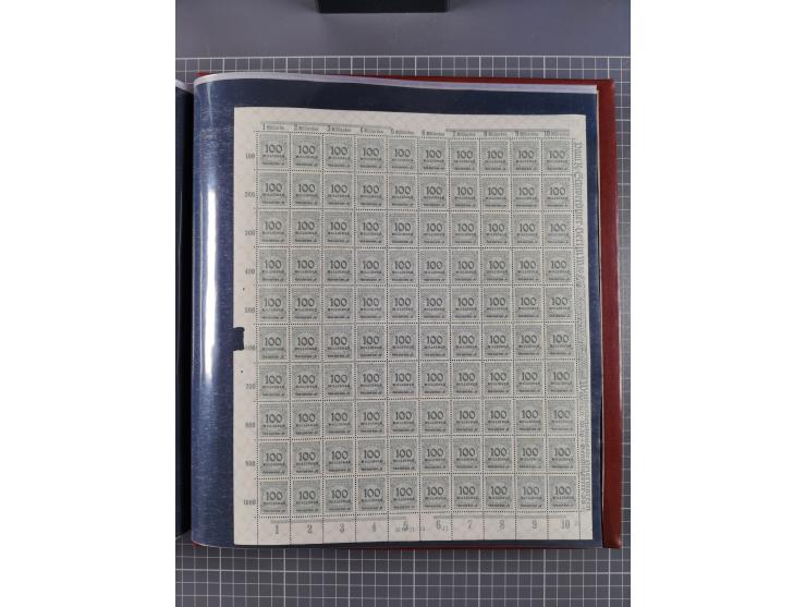 1923, meist postfrische Sammlung mit ca. 200 Bogen ex Mi.-Nr. 313-30, dabei u.a. Mi.-Nr. 330A (4) und 330B (3), gute Erhaltun