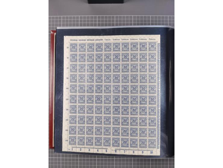 1923, meist postfrische Sammlung mit ca. 200 Bogen ex Mi.-Nr. 313-30, dabei u.a. Mi.-Nr. 330A (4) und 330B (3), gute Erhaltun