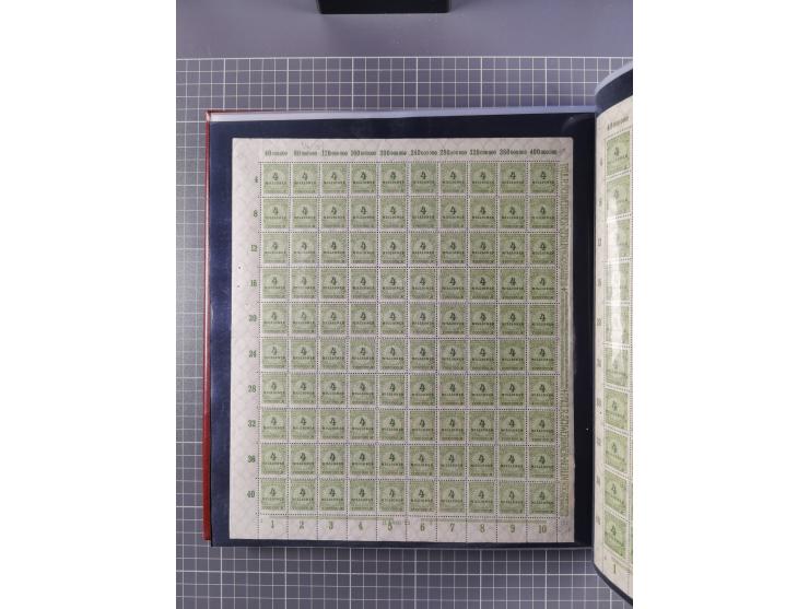 1923, meist postfrische Sammlung mit ca. 200 Bogen ex Mi.-Nr. 313-30, dabei u.a. Mi.-Nr. 330A (4) und 330B (3), gute Erhaltun