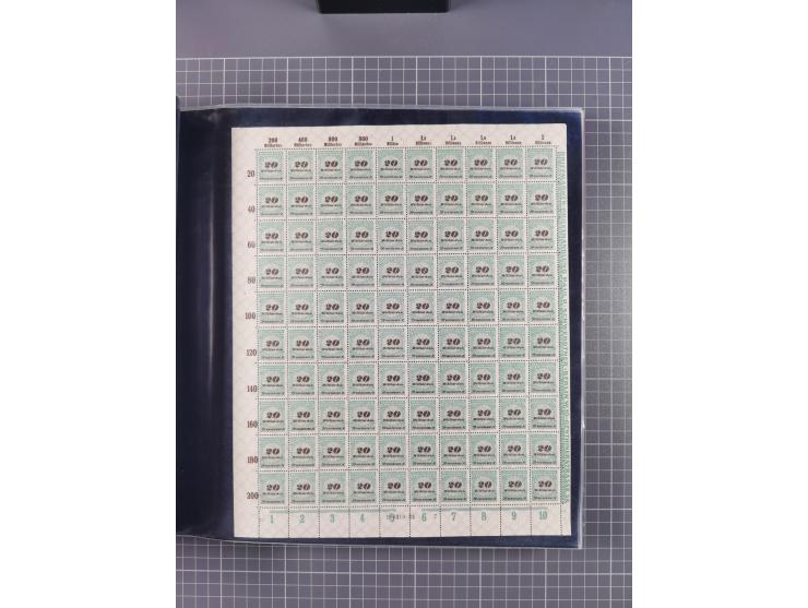 1923, meist postfrische Sammlung mit ca. 200 Bogen ex Mi.-Nr. 313-30, dabei u.a. Mi.-Nr. 330A (4) und 330B (3), gute Erhaltun