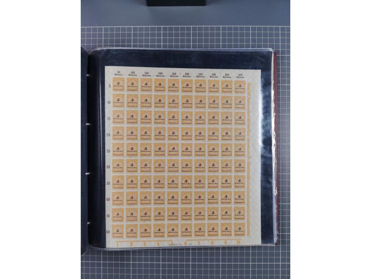 1923, meist postfrische Sammlung mit ca. 200 Bogen ex Mi.-Nr. 313-30, dabei u.a. Mi.-Nr. 330A (4) und 330B (3), gute Erhaltun