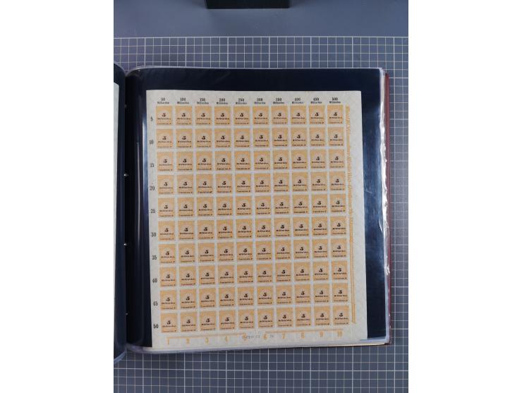 1923, meist postfrische Sammlung mit ca. 200 Bogen ex Mi.-Nr. 313-30, dabei u.a. Mi.-Nr. 330A (4) und 330B (3), gute Erhaltun