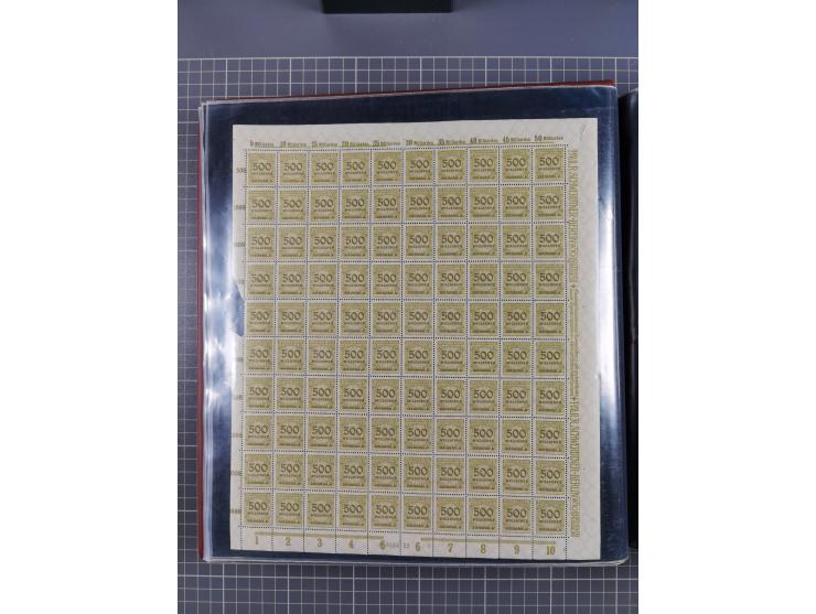 1923, meist postfrische Sammlung mit ca. 200 Bogen ex Mi.-Nr. 313-30, dabei u.a. Mi.-Nr. 330A (4) und 330B (3), gute Erhaltun