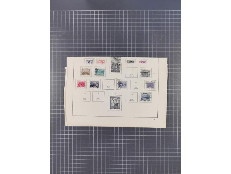 1850/1958 (ca.), reichhaltiger ungebrauchter und gestempelter Doubletten-Bestand, mit einigen Briefen, die erste Ausgabe mit 