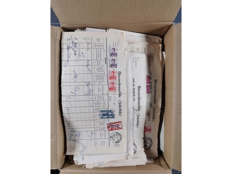 1949, über 150 frankierte Zustellungslisten (Zustelllisten) mit diversen Frankaturen, Paaren und Einheiten. In der Regel sind