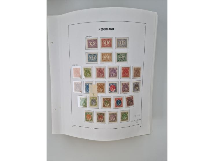 1852/1995, mostly unused and mint never hinged collection incl. official and postage due stamps with a lot of better and comp