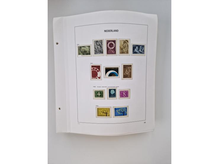 1852/1995, mostly unused and mint never hinged collection incl. official and postage due stamps with a lot of better and comp