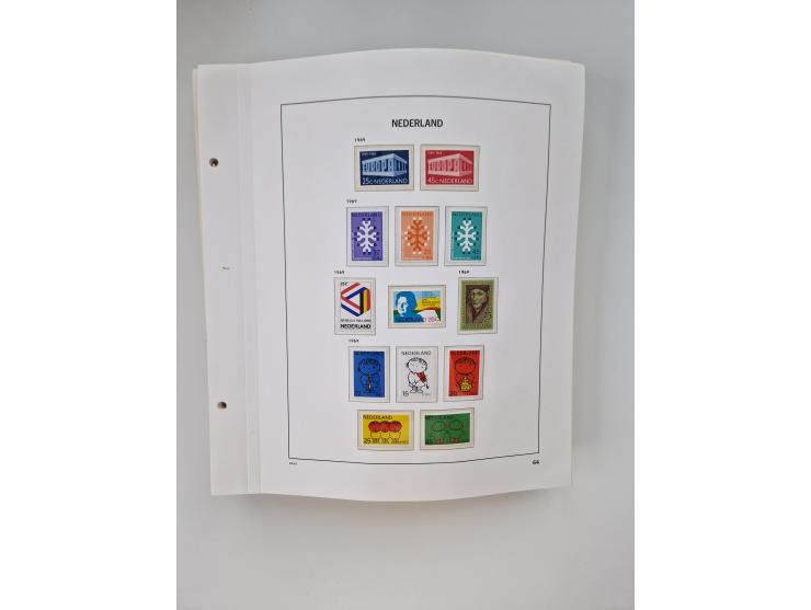 1852/1995, mostly unused and mint never hinged collection incl. official and postage due stamps with a lot of better and comp