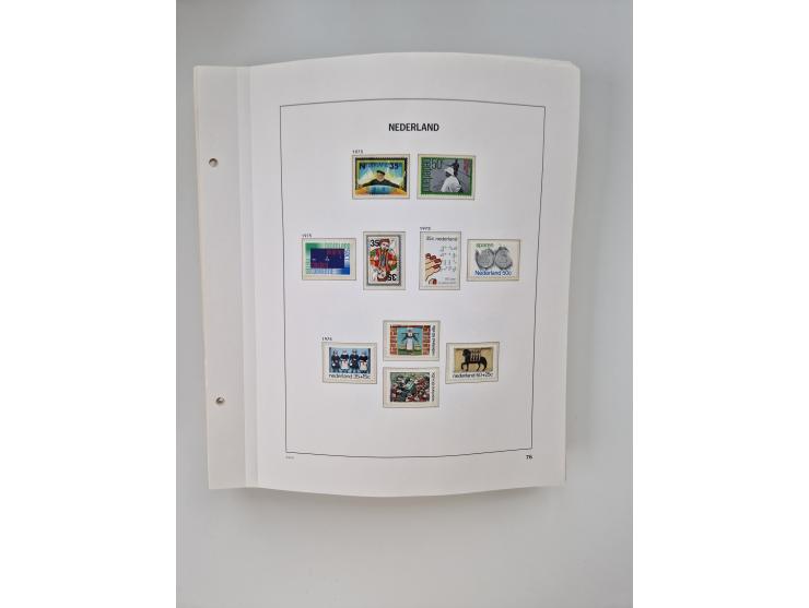 1852/1995, mostly unused and mint never hinged collection incl. official and postage due stamps with a lot of better and comp